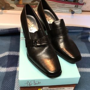 Life Stride heels